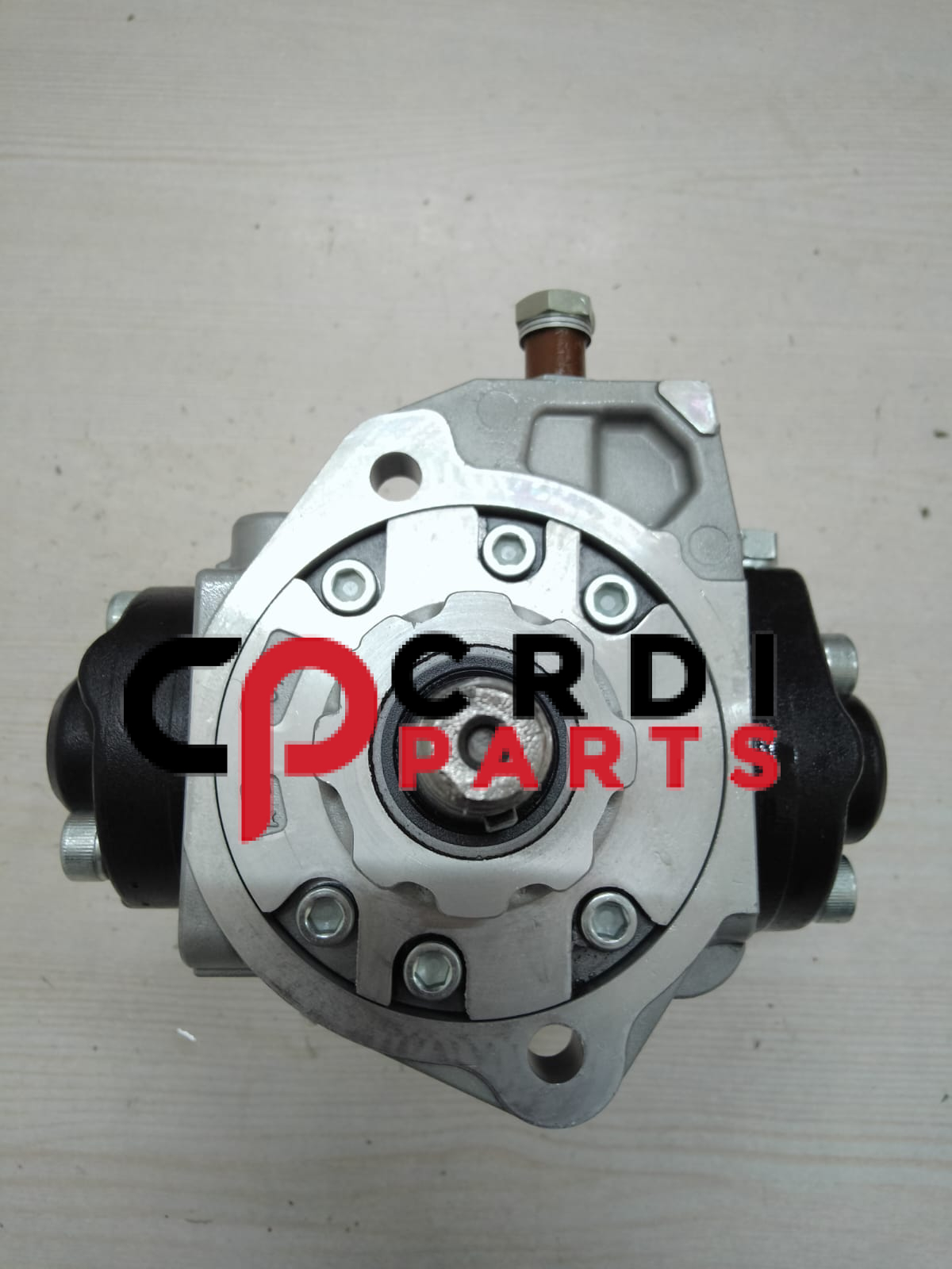 Common Rail Fuel Injection Pump 1J433-50501, 294000-1820 For Kubota V3800-CR Engine1 Common Rail Fuel Injection Pump 1J433-50501, 294000-1820 For Kubota V3800-CR Engine