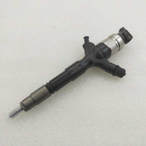 common-rail-fuel-injector-23670-30420-23670-0l110-for-toyota